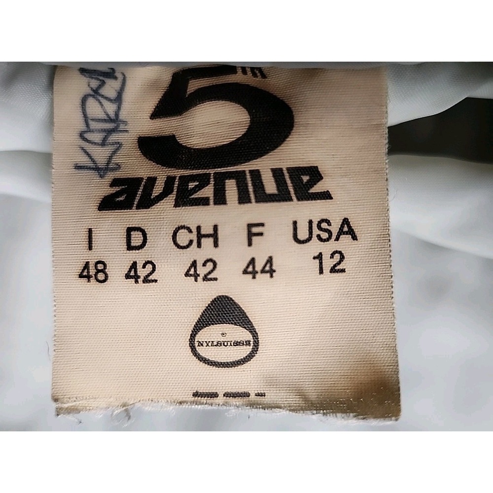 VTG 5th Ave Swiss Boutique Womens 12 Black Puffer Full-Zip Vest Gold HW Rare EUC - Picture 9 of 10